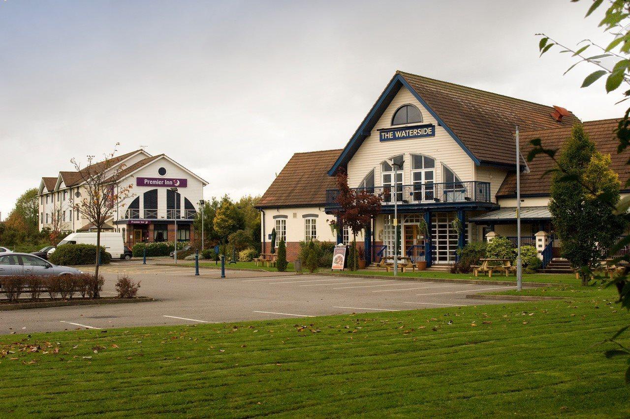 Premier Inn Warrington Centre Bagian luar foto