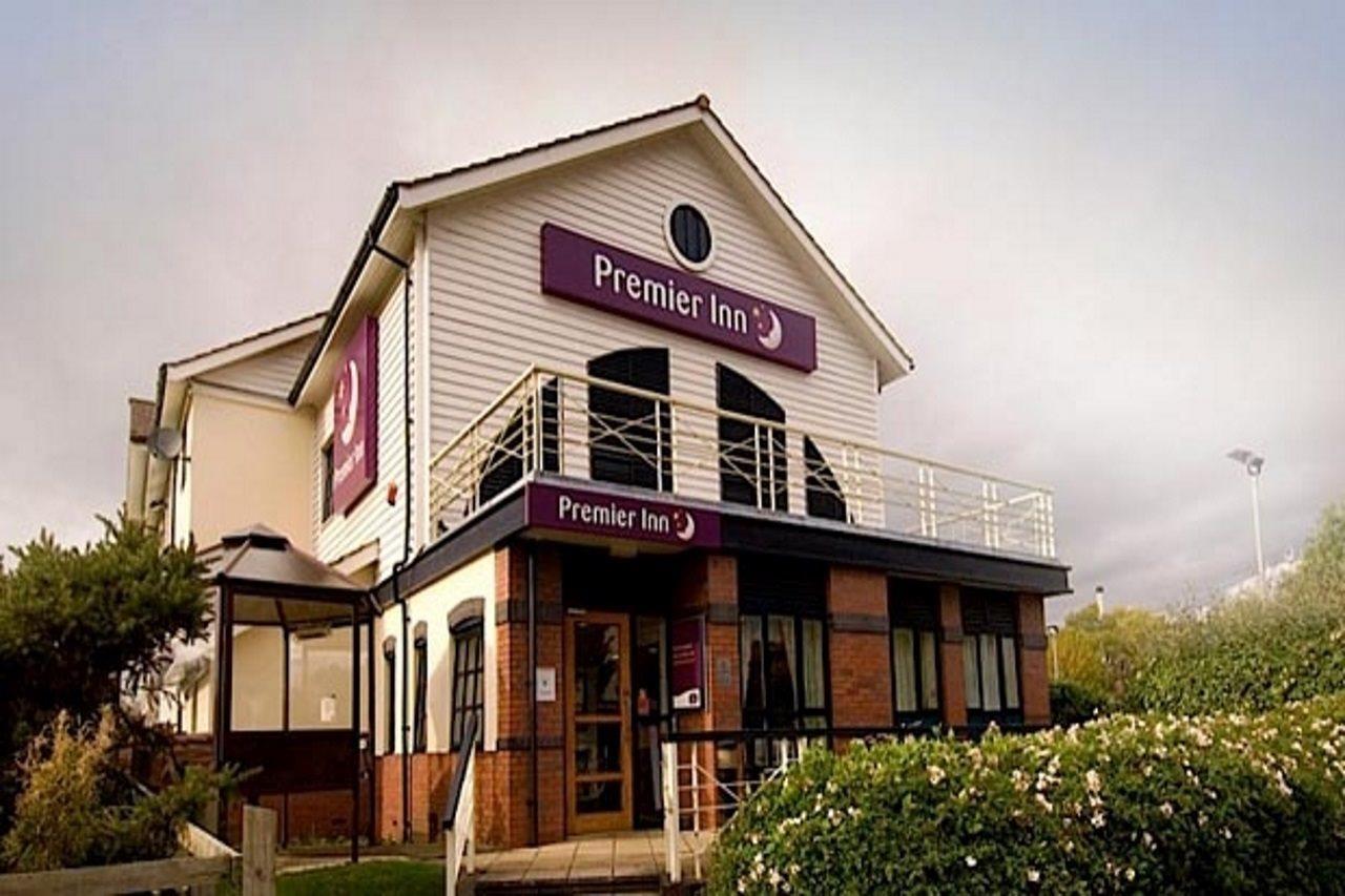 Premier Inn Warrington Centre Bagian luar foto