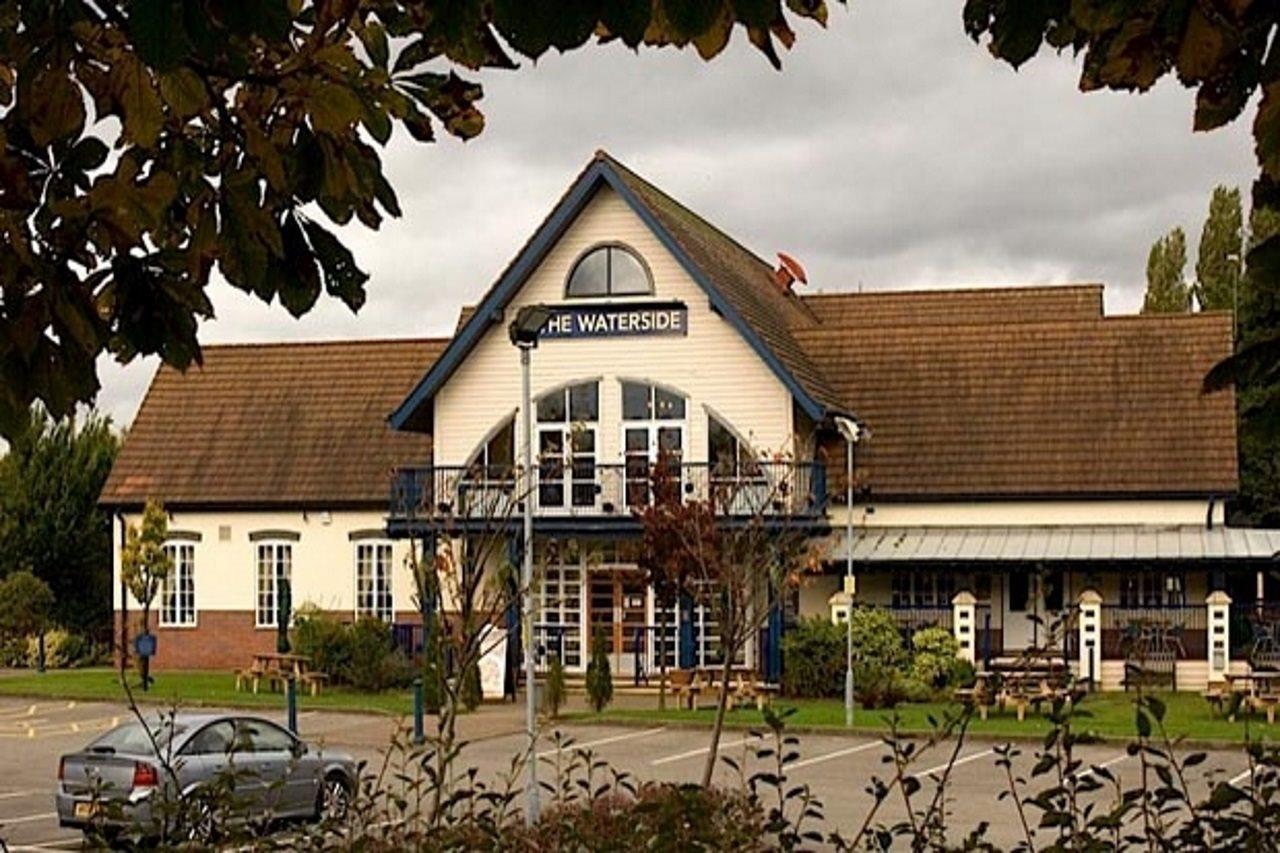 Premier Inn Warrington Centre Bagian luar foto